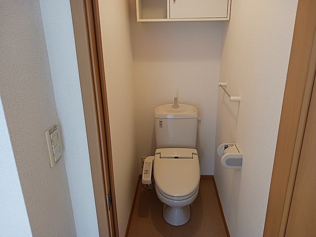 トイレ　トイレもきれいです