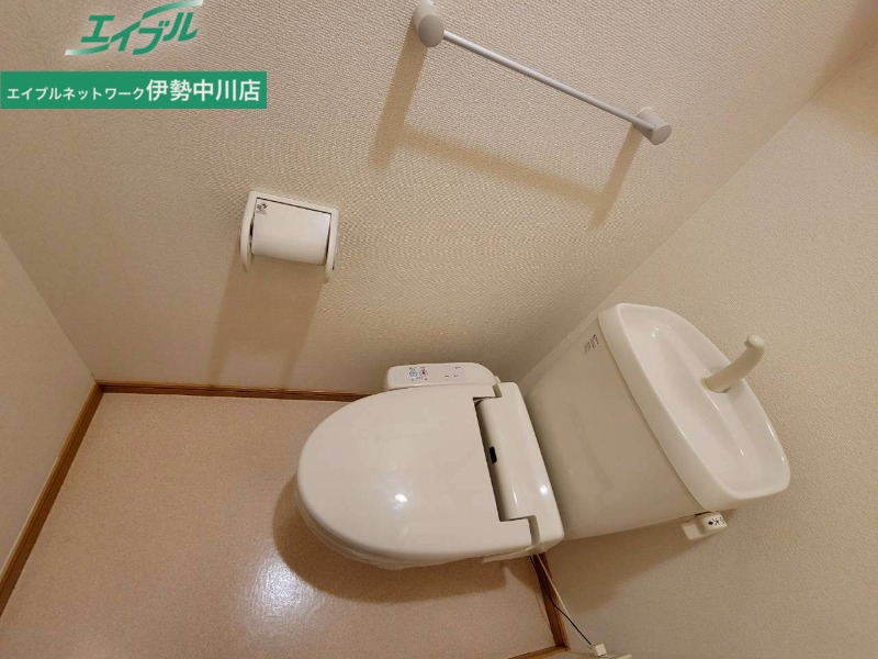 トイレ　反転タイプ参考写真