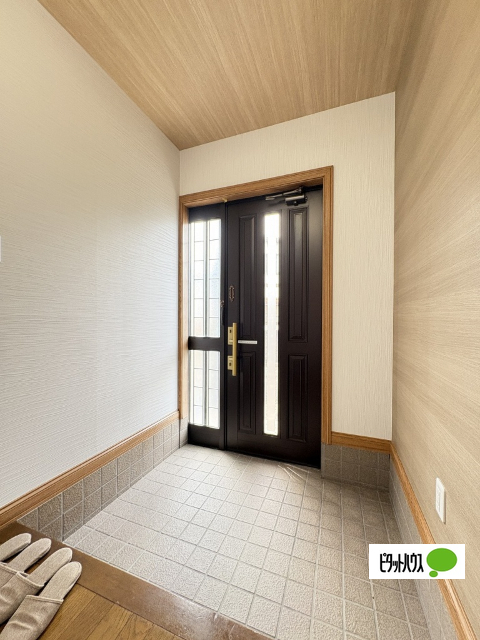 名手市場戸建の玄関写真