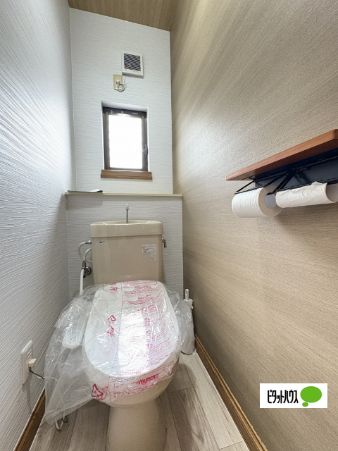 名手市場戸建のトイレ写真