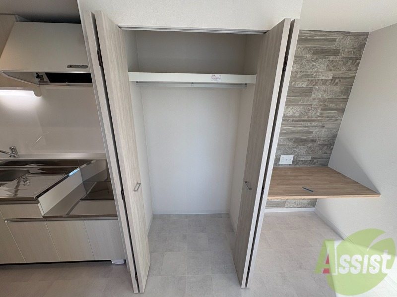 収納　収納もバッチリあるのでお部屋が片付きますよ！
