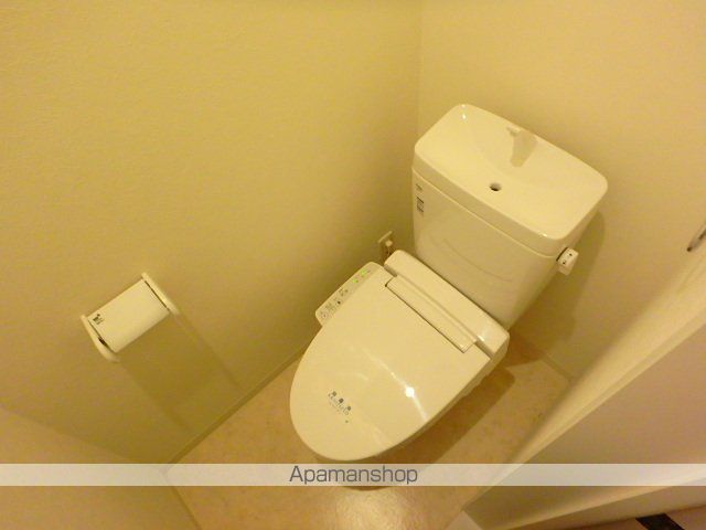 京阪本線 西三荘駅 徒歩11分 3階建 築10年のトイレ写真