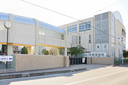ＪＲ京浜東北線 北浦和駅 徒歩16分 3階建 築4年の周辺写真