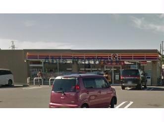 コンビニ　ファミリーマート刈谷上広南店（コンビニ）まで879m