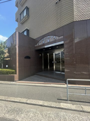 エントランス　毎日通るエントランスはこのようになっています