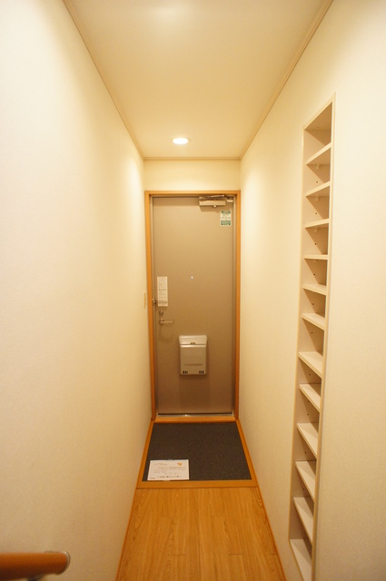 玄関　すっきりとした明るい玄関です☆