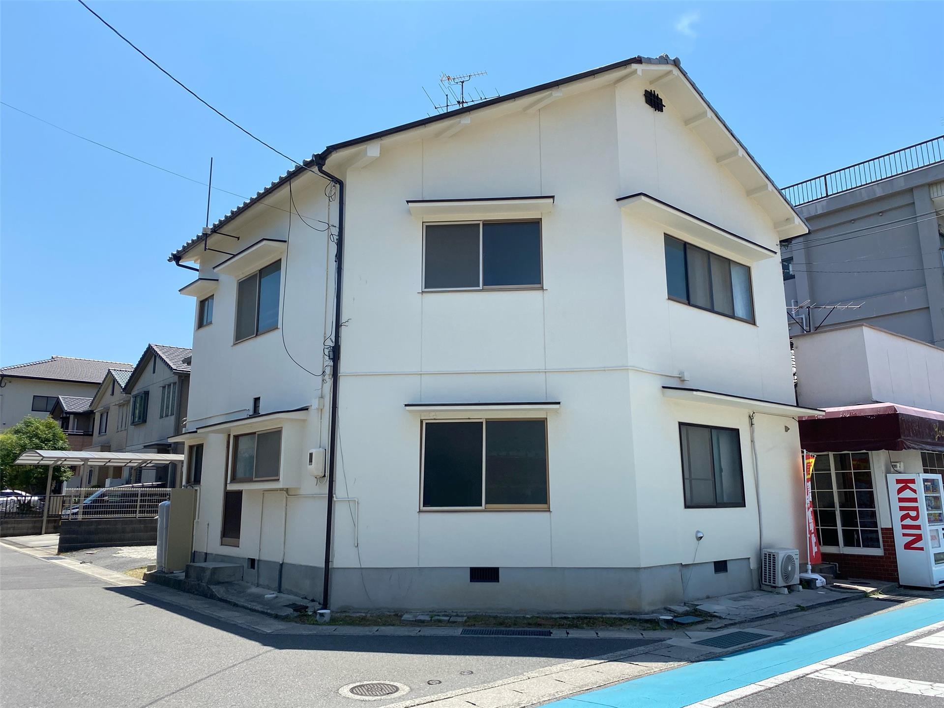 建物外観　1976年築　広駅前アパート