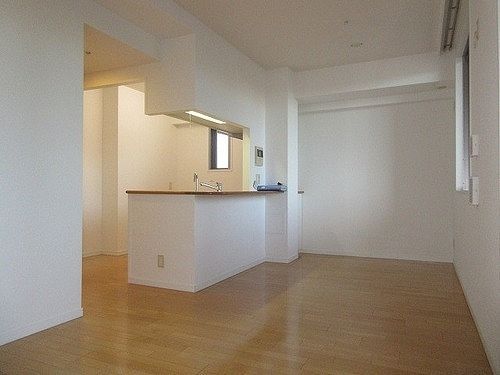 居室・リビング　家具の配置もしやすい居室空間です