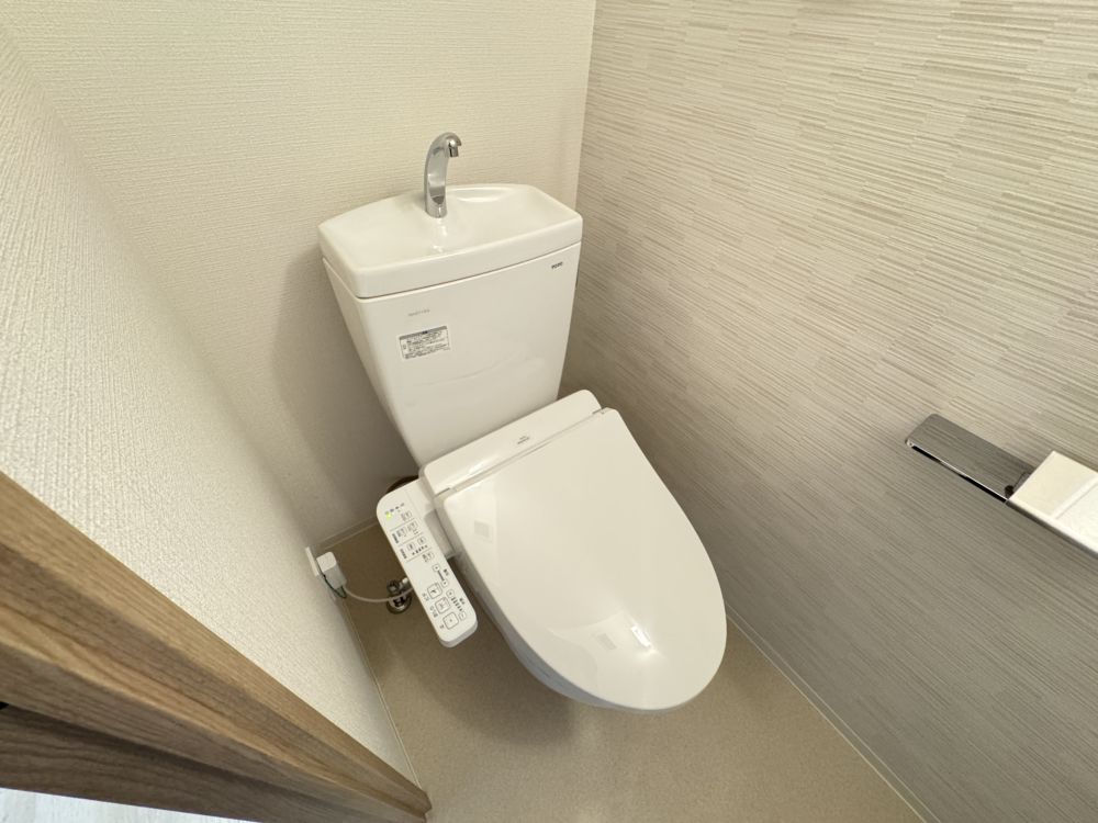 エスリード大阪セレスティアのトイレ写真