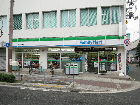 コンビニ　ファミリーマート 阿倍野昭和町店（コンビニ）まで384m