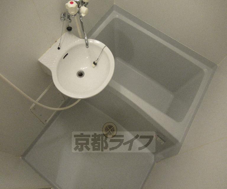 ＪＲ関西本線 平城山駅 徒歩32分 2階建 築22年の風呂写真