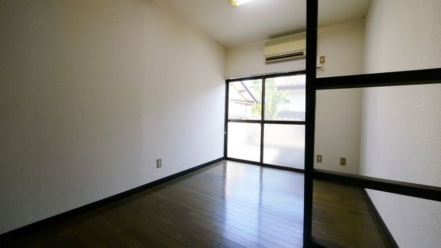 プリムラハウスの居間写真