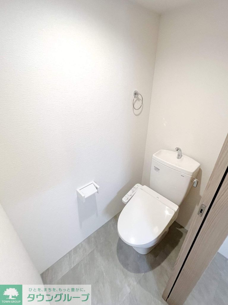 東急目黒線 武蔵小山駅 徒歩6分 6階建 築3年のトイレ写真