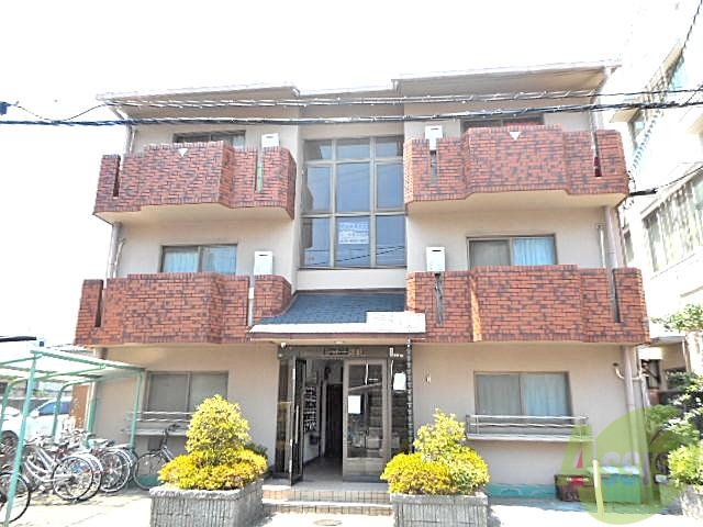 建物外観　豊中市服部寿町「シャトー服部マンション」