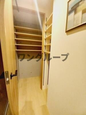 the14 HIGASHI JUJOの内装写真
