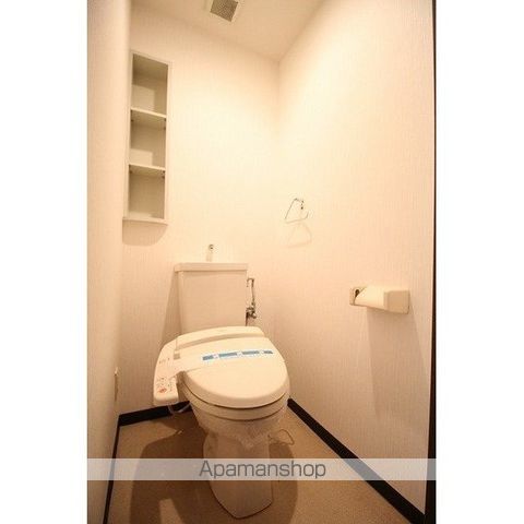 仙台市地下鉄南北線 泉中央駅 徒歩12分 3階建 築31年のトイレ写真
