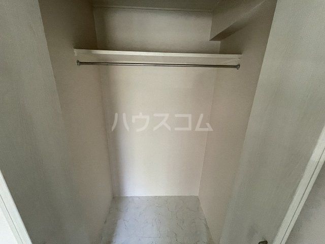 東急目黒線 大岡山駅 徒歩4分 3階建 築46年の内装写真