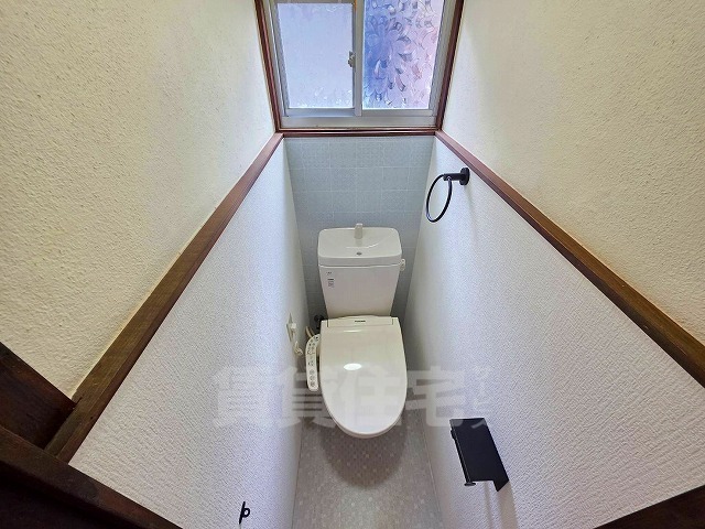 近鉄奈良線 若江岩田駅 徒歩10分 2階建 築54年のトイレ写真