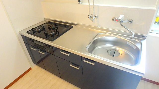 地下鉄御堂筋線 中津駅 徒歩7分 6階建 築54年のキッチン写真