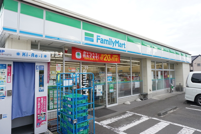 コンビニ　ファミリーマート南仙台駅西口店（コンビニ）まで1100m
