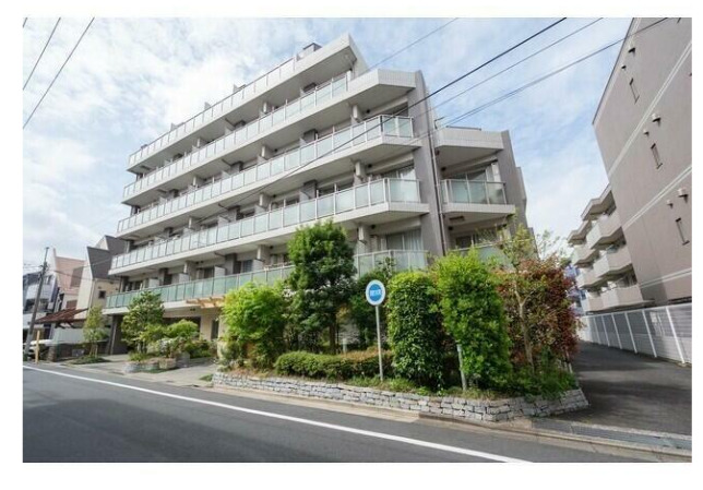 建物外観　落ち着いた雰囲気の外観です
