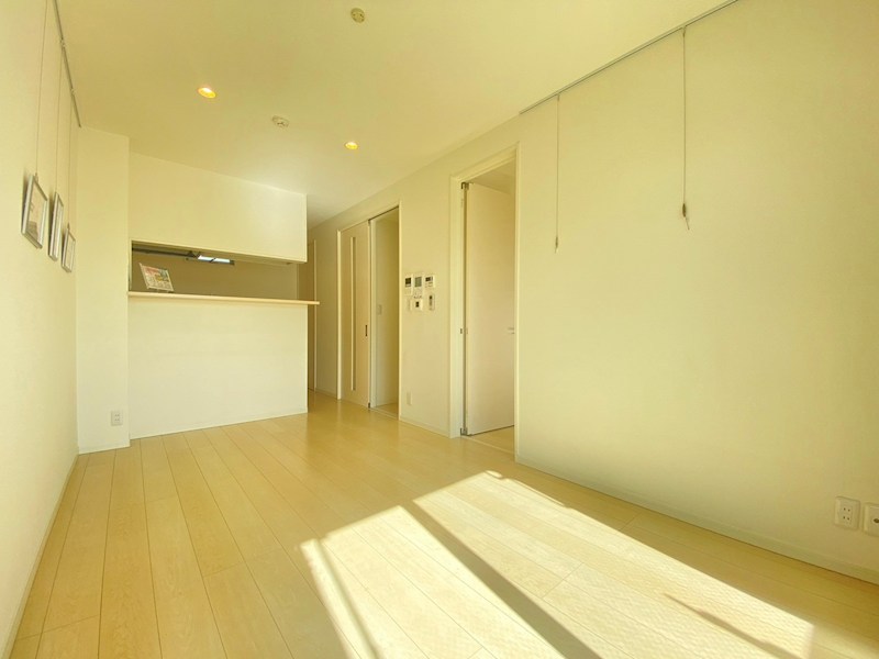居室・リビング　※別部屋参考写真です。