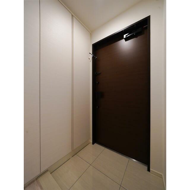 プライマル上野・稲荷町の玄関写真