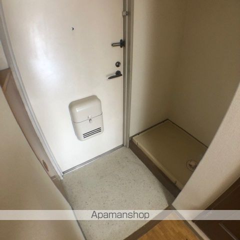 ラルースIIの玄関写真
