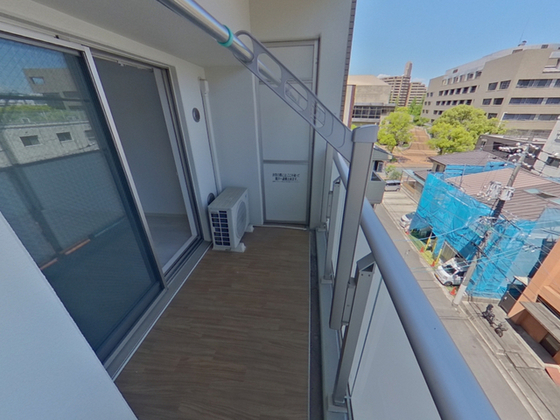 バルコニー　※別部屋の写真です