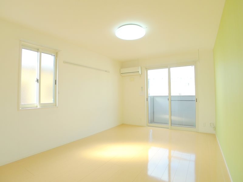 HODAKA Canal 15の居間写真