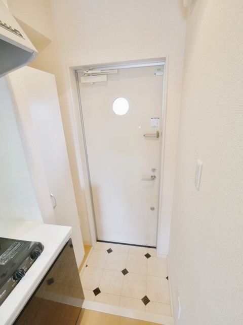 玄関　★お部屋探しは株式会社タウンハウジング東京まで★