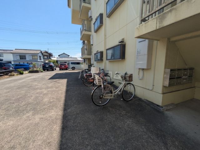 マンション麻美の外観写真