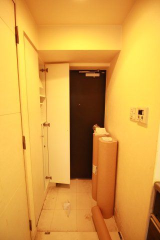 玄関　（別タイプ参考写真）ドルチェ日暮里弐番館　荒川区東日暮里3