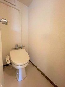 ＪＲ山手線 五反田駅 徒歩7分 14階建 築57年のトイレ写真
