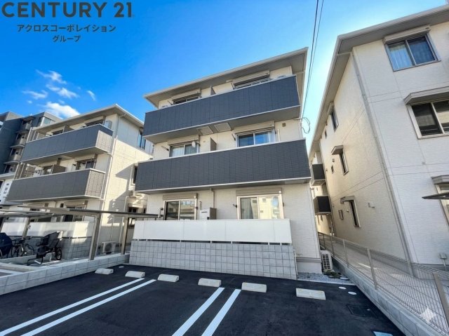 建物外観　オートロックで安心！