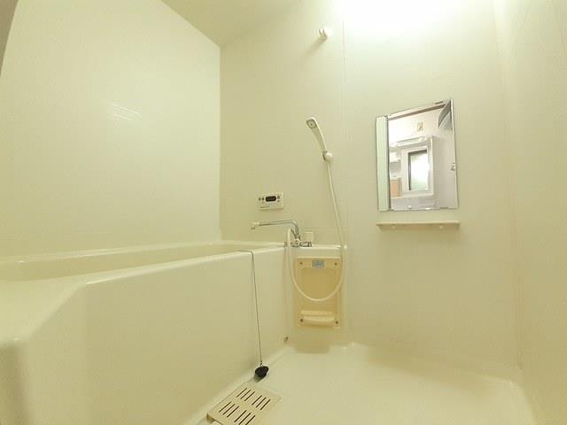 山陽電鉄本線 山陽曽根駅 徒歩10分 2階建 築26年の風呂写真