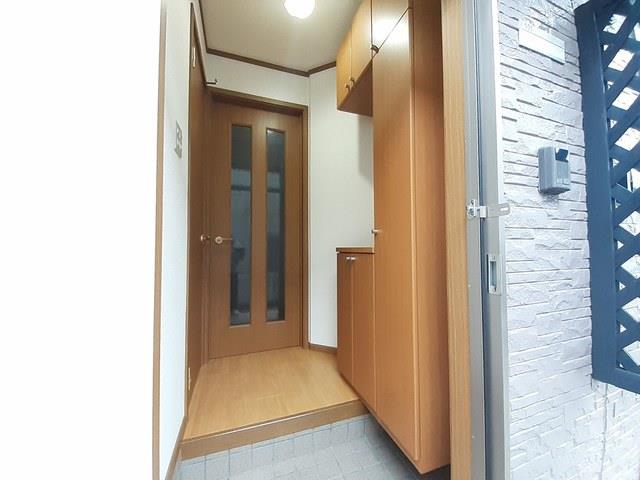 山陽電鉄本線 山陽曽根駅 徒歩10分 2階建 築26年の玄関写真