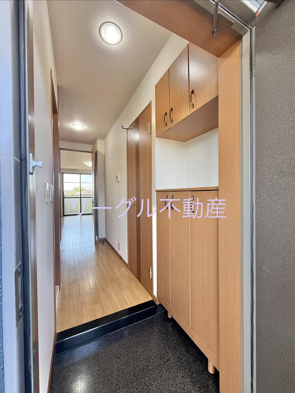 ＪＲ両毛線 国定駅 徒歩55分 2階建 築21年の玄関写真