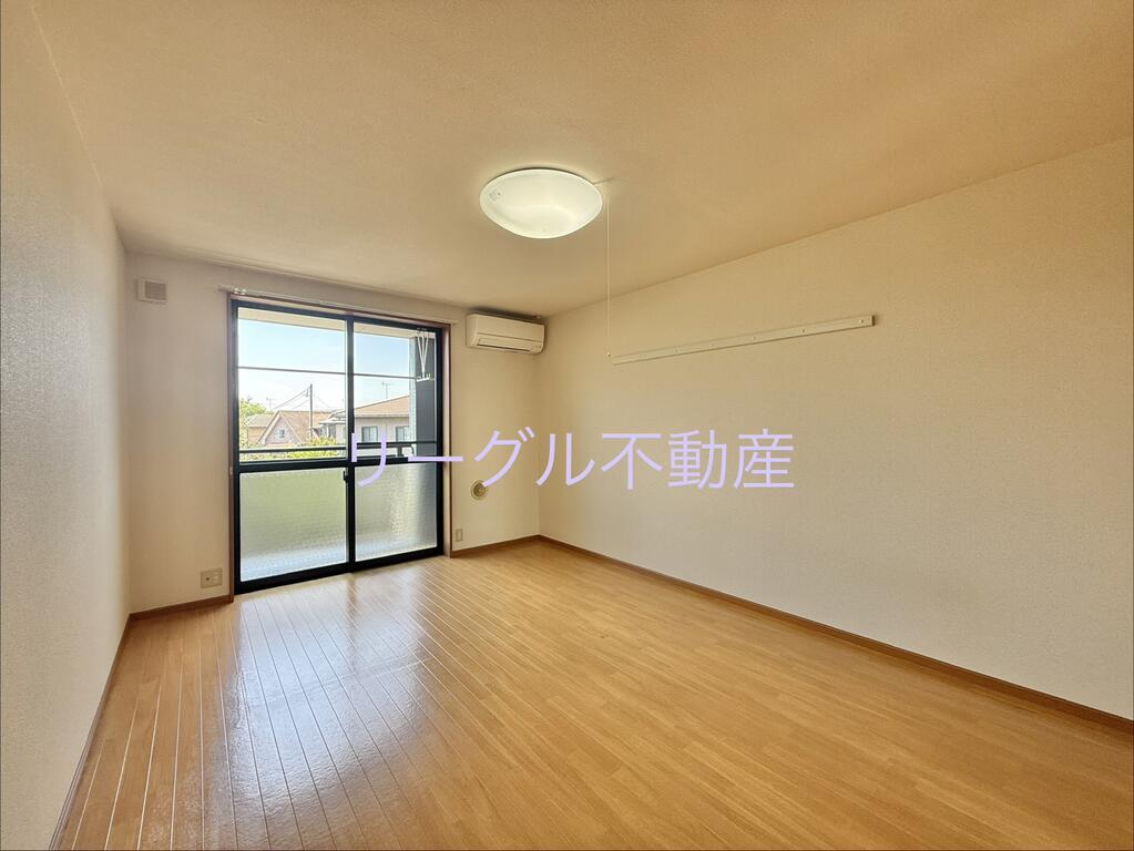 ＪＲ両毛線 国定駅 徒歩55分 2階建 築21年の居間写真