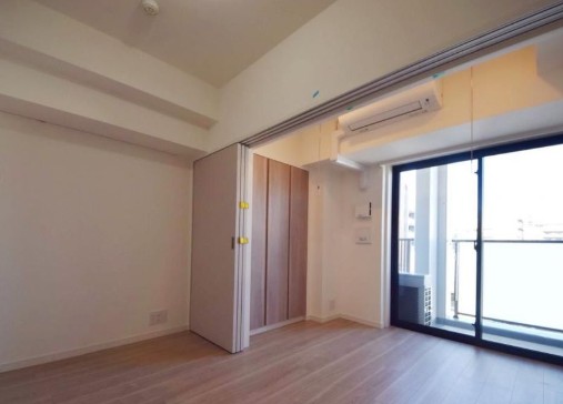 居室・リビング　写真は同タイプ住居です。