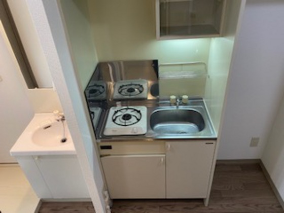 キッチン　※別部屋の写真です