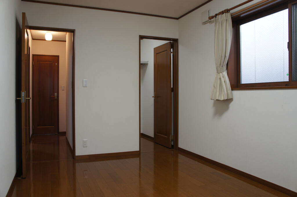 居室・リビング　右奥はウォークインクローゼットです。