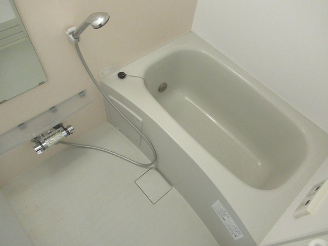 バス・シャワールーム　日々の疲れを癒すお風呂付です