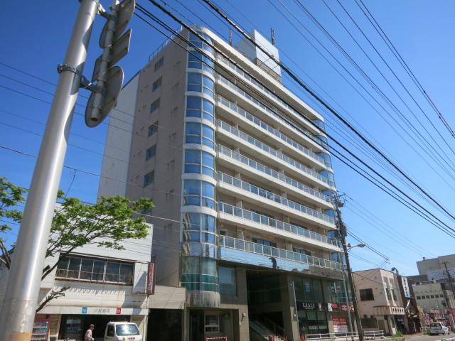 函館市松風町のマンションの建物外観