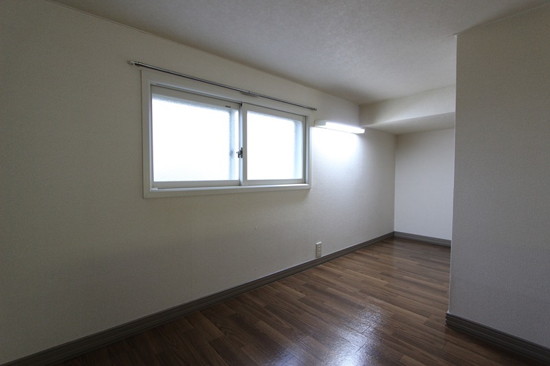 その他部屋・スペース　201号室参照（反転間取）