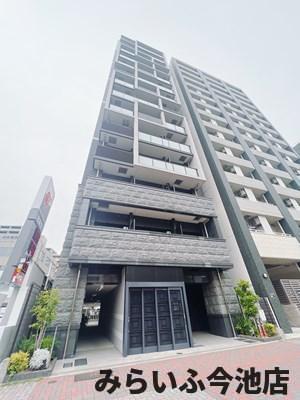 【名古屋市東区代官町のマンションの建物外観】