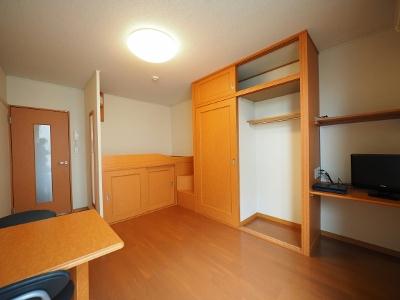 居室・リビング　家具家電付き