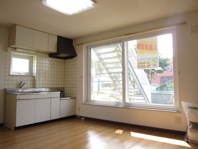 居室・リビング　居間