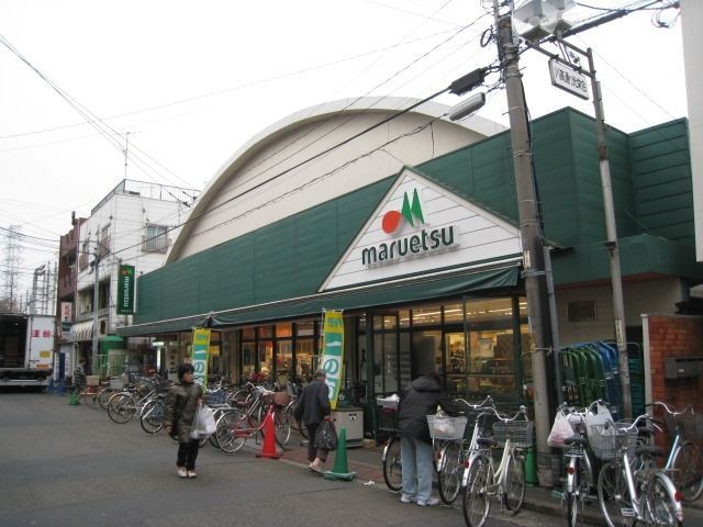 【川崎市川崎区渡田新町のアパートのスーパー】