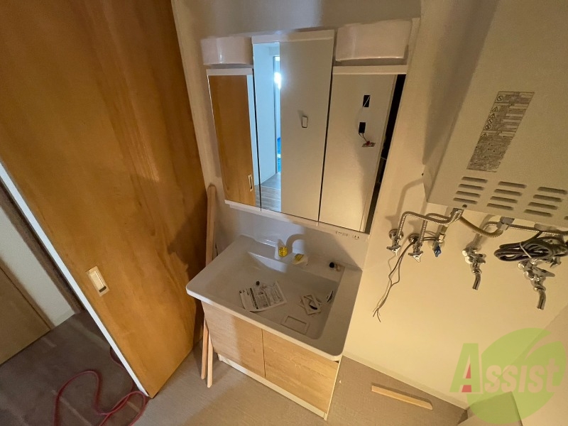 洗面設備　こちらに洗面台があります。朝の洗顔はこちらで。